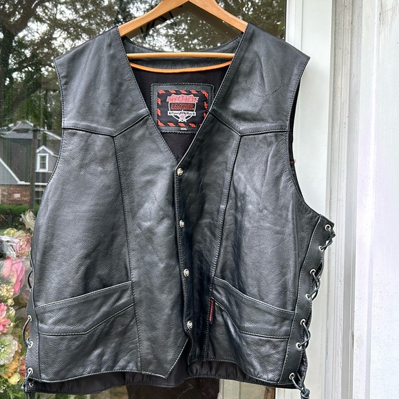 INTERSTATE  Men's Full Snap Lace Up Vest Size XXL- heavy leather- worn once - Picture 1 of 8